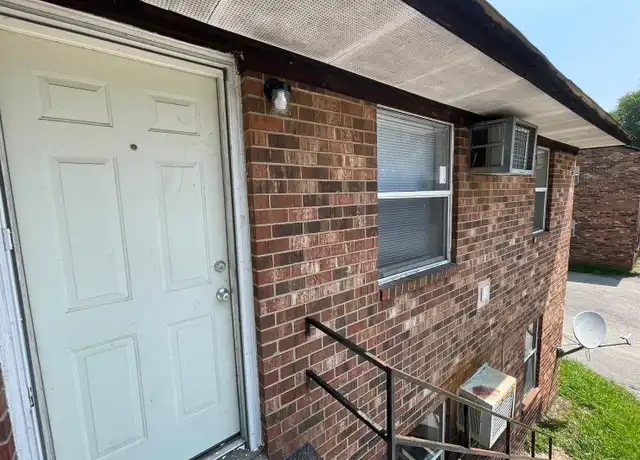 Property at 1130 Conley St Unit B, Winston-Salem, NC, 27105, 2 beds, 1 bath, [object Object]
