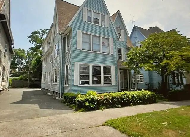 Property at 1921 North Ave Unit 1st flr, Bridgeport, CT, 06604, 5 beds, 1 bath, [object Object]