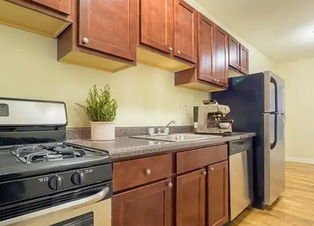 Property at 628 W Barry Ave, Chicago, IL, 60657, 1 bed, 1 bath, [object Object]