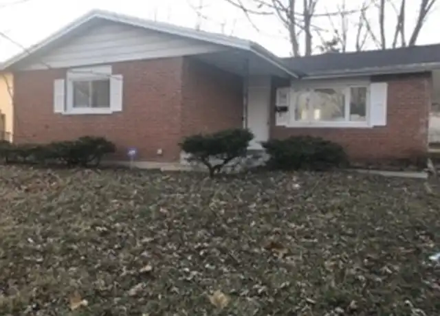 Property at 716 Circle Dr, University Park, IL, 60484, 3 beds, 1.5 baths, [object Object]