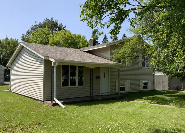 Property at 8 Maple Ave, Superior, WI, 54880, 4 beds, 1.5 baths, [object Object]