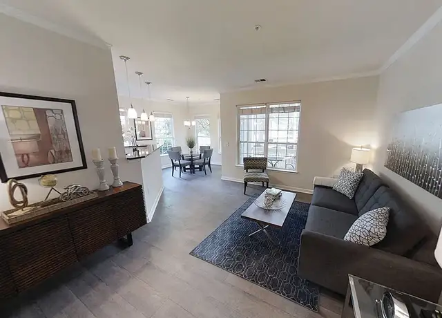 Photo of 6425 Rock Forest Dr, Bethesda, MD 20817