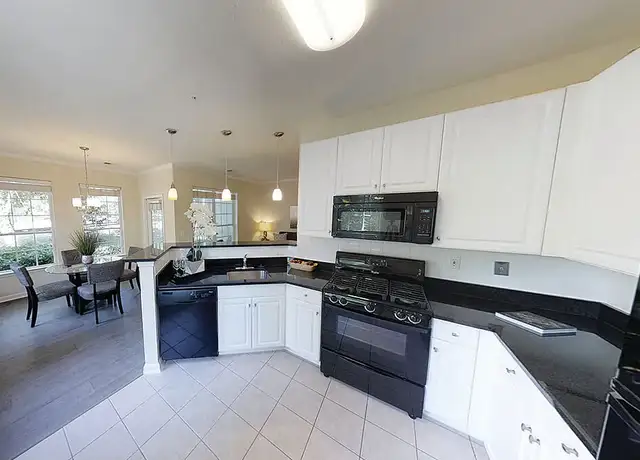 Photo of 6425 Rock Forest Dr, Bethesda, MD 20817