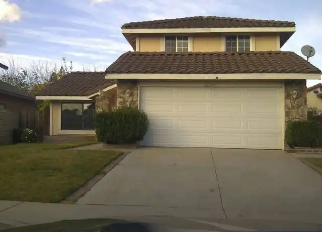 Property at 17262 Cerritos St, Fontana, CA, 92336, 4 beds, 2.5 baths, [object Object]