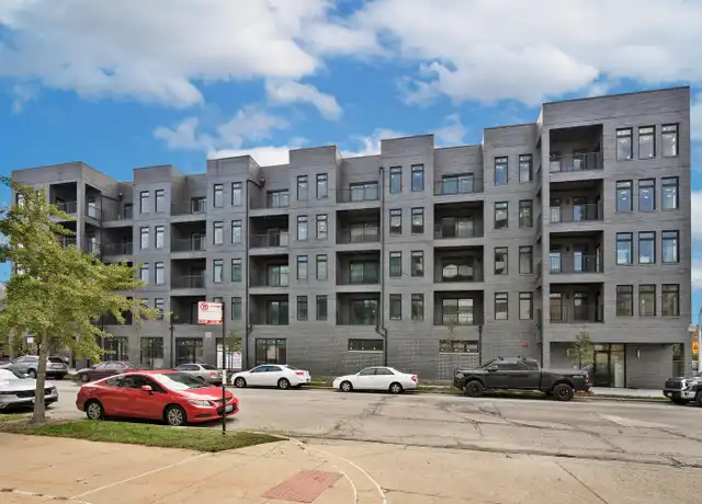 Property at 825 E 61st St Unit 212, Chicago, IL, 60637, 1 bed, 1 bath, [object Object]