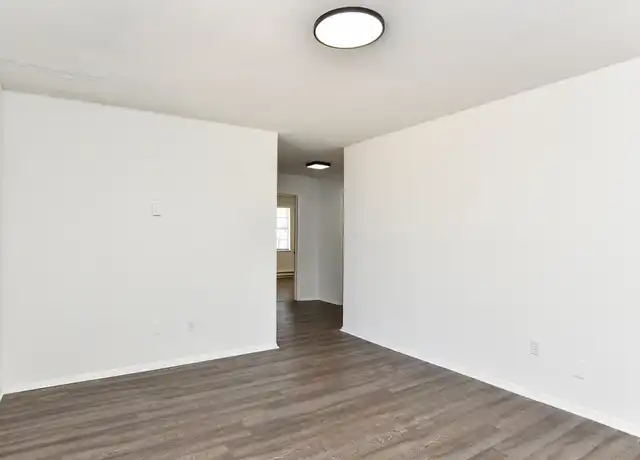Property at 409 Lily St Unit 4, Greenville, SC, 29617, 2 beds, 1 bath, [object Object]