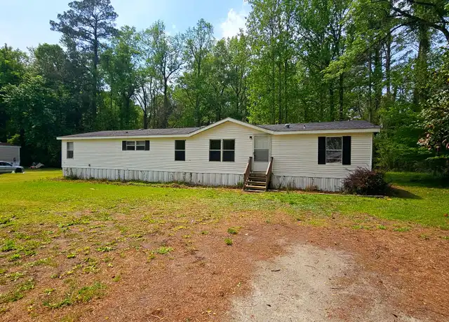 Property at 110 Bratton Dr, Jacksonville, NC, 28540, 4 beds, 2 baths, [object Object]