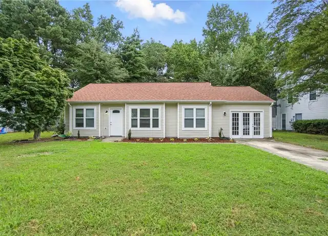 Property at 142 Springdale Way, Hampton, VA, 23666, 3 beds, 2 baths, [object Object]