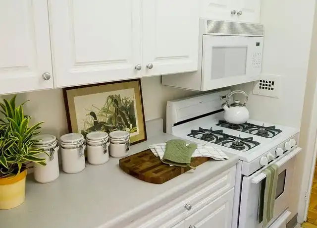 Property at eaves Glover Park - 3850 Tunlaw Rd NW, Washington, DC, 20007, 1 bed, 1 bath, [object Object]