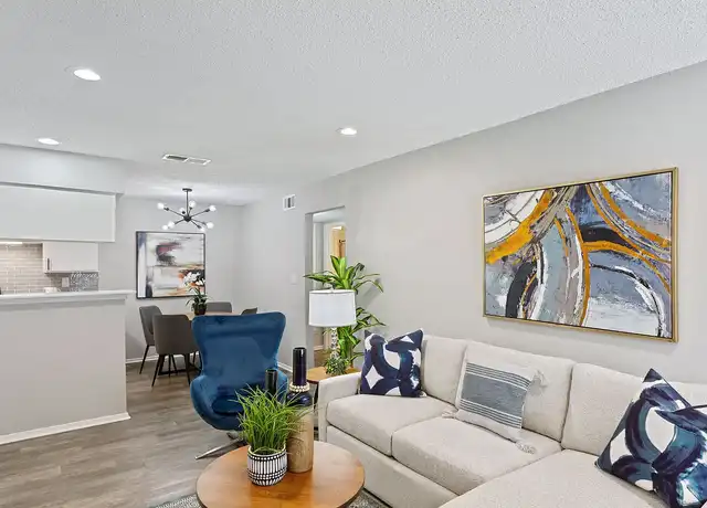 Property at The Savoy Apartments - 7501 Kingswood Dr, Fort Worth, TX, 76133, 1-2 bed, 1-2 bath, [object Object]