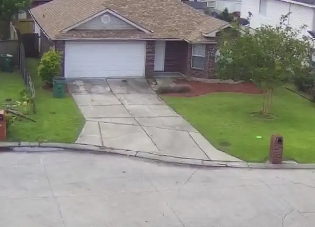 Property at 1934 S Village Green St, Harvey, LA, 70058, 3 beds, 2 baths, [object Object]