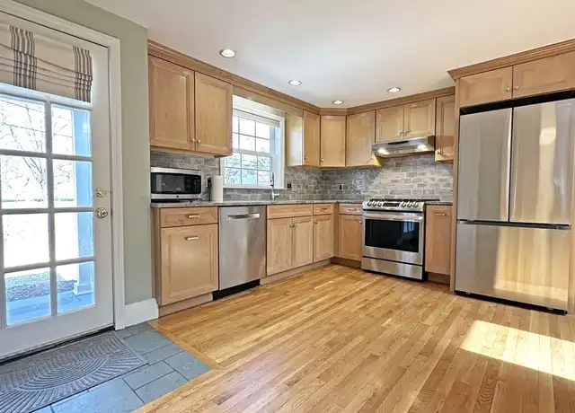 Property at 50 Staniford St, Auburndale, MA, 02466, 4 beds, 2 baths, [object Object]