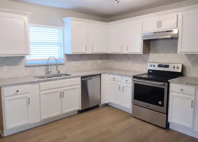 Property at 1047 Poinsettia, San Antonio, TX, 78202, 3 beds, 2 baths, [object Object]