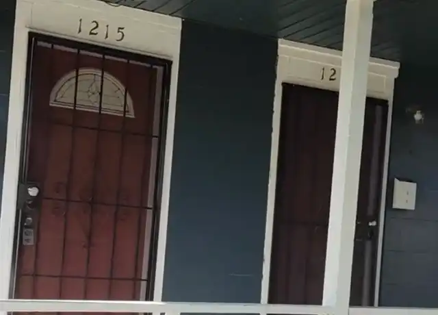 Property at 1215 Greenwood Ave, Toledo, OH, 43605, 3 beds, 1 bath, [object Object]