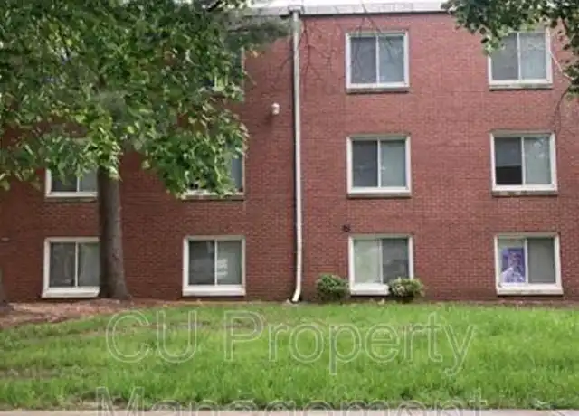 Property at 709 W Church St Unit 1, Champaign, IL, 61820, 1 bed, 1 bath, [object Object]