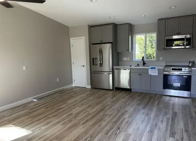 Property at 856 Clark Ave, Encinitas, CA, 92024, 2 beds, 2 baths, [object Object]