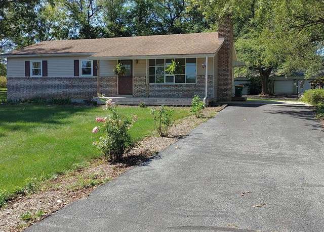 Photo of 2110 Sand Hill Rd, Hershey, PA 17033