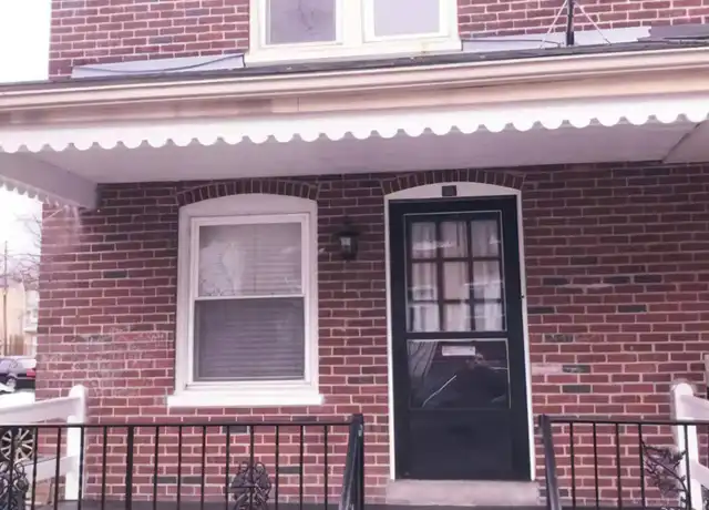 Property at 130 Crystal St, Lancaster, PA, 17603, 2 beds, 1 bath, [object Object]