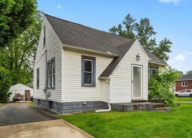 Property at 3754 Crooks Rd, Rochester Hills, MI, 48309, 3 beds, 1 bath, [object Object]