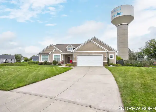 Property at 692 Settlement Ln, Zeeland, MI, 49464, 5 beds, 3 baths, [object Object]