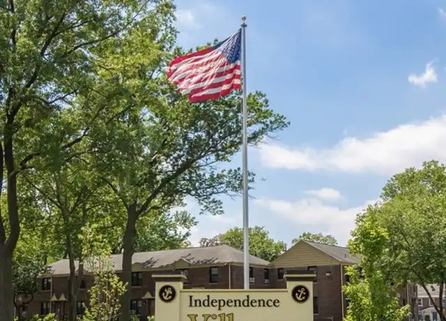 Property at 3255 Crescent Dr Unit 04-3235, Camden, NJ, 08104, 2 beds, 1 bath, [object Object]