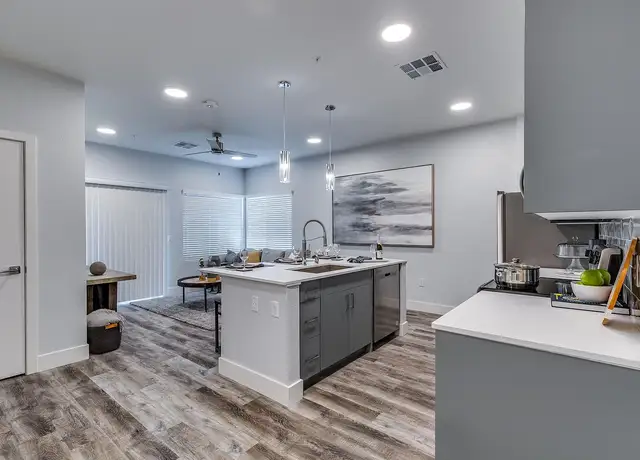 Photo of 4330 Channel 10 Dr, Las Vegas, NV 89119