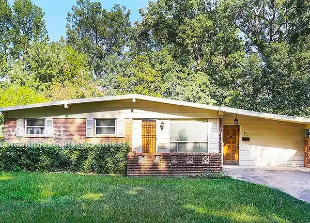 Property at 401 Oak Ln, Little Rock, AR, 72205, 3 beds, 2 baths, [object Object]