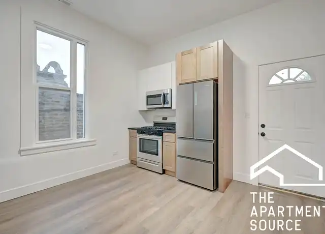 Property at 1456 N Kedzie Ave Unit CH, Chicago, IL, 60651, 3 beds, 2 baths, [object Object]