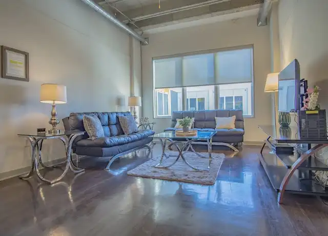 Property at West Peachtree Street Northwest 550 - W Peachtree St NW Unit 1013808P, Atlanta, GA, 30308, 2 beds, 2 baths, [object Object]