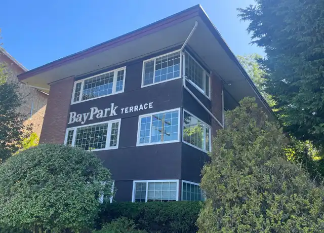 Property at 825 W Nickerson St Unit 4, Seattle, WA, 98119, 1 bed, 1 bath, [object Object]