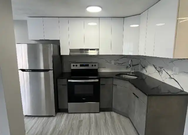 Property at 31 Gillett St #313, Hartford, CT, 06105, 2 beds, 1 bath, [object Object]