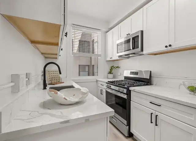 Property at 2414 Telegraph Ave, Berkeley, CA, 94704, 1-4 bed, 1 bath, [object Object]