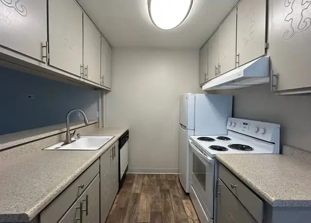 Property at 2114 H St, Sacramento, CA, 95816, 1 bed, 1 bath, [object Object]