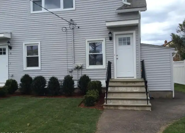 Property at 6 Artic St Unit 2, Greenwich, CT, 06830, 2 beds, 1 bath, [object Object]