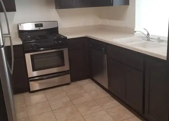Property at 405 Eastwood Ave, Manteca, CA, 95336, 2 beds, 2 baths, [object Object]