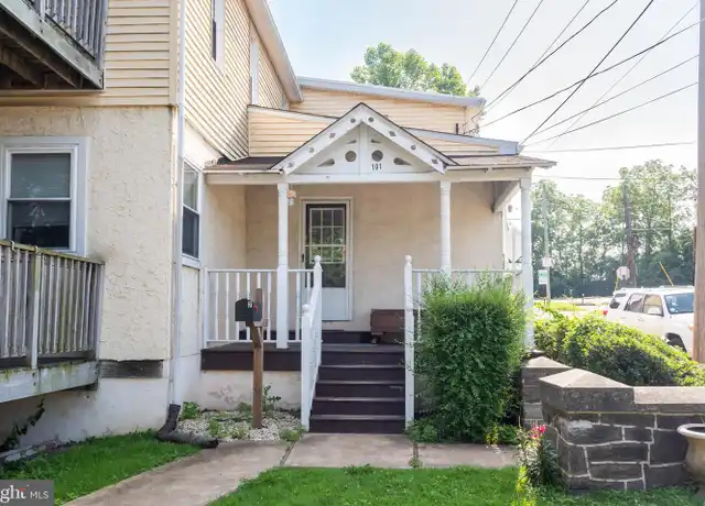 Property at 101 Bradford Ave Unit 2, Downingtown, PA, 19335, 1 bed, 1 bath, [object Object]