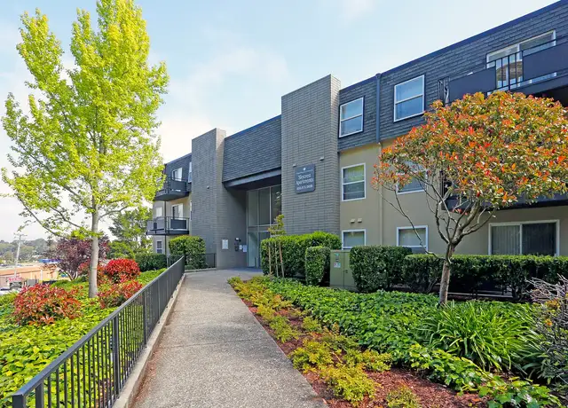 Photo of 754 Glenview Dr, San Bruno, CA 94066