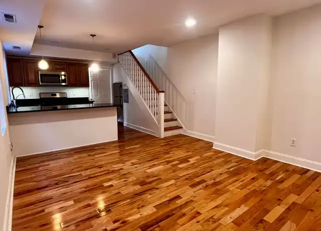 Property at 960 N 5th St Unit 2R, Philadelphia, PA, 19123, 2 beds, 2 baths, [object Object]
