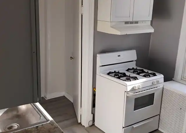 Property at 120 S Lake Ave Unit 2R, Albany, NY, 12208, 1 bed, 1 bath, [object Object]