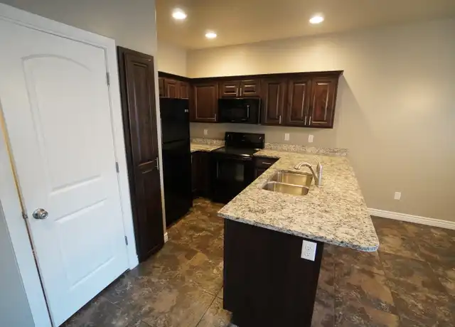 Property at 2915 N 1100 W, Layton, UT, 84041, 3 beds, 2.5 baths, [object Object]