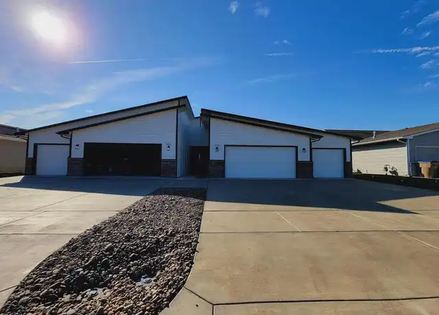 Property at 5289 N Toben Ct, Bel Aire, KS, 67226, 3 beds, 2 baths, [object Object]