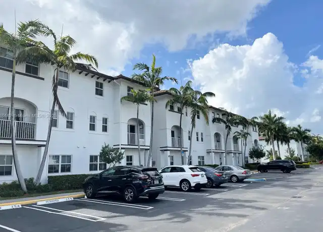 Property at 8850 NW 97th Ave #103, Doral, FL, 33178, 3 beds, 2 baths, [object Object]