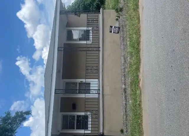 Property at 27 Branwood St, Greenville, SC, 29611, 2 beds, 1 bath, [object Object]