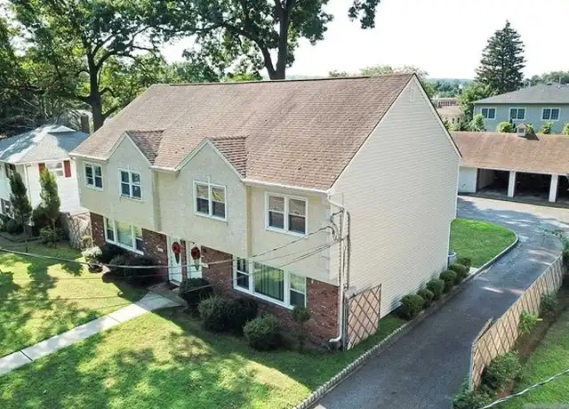 Property at 60 Columbus Dr Unit B, Tenafly, NJ, 07670, 3 beds, 1.5 baths, [object Object]