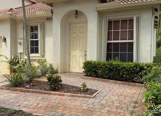 Property at 1720 NW 78th Way #1720, Pembroke Pines, FL, 33024, 3 beds, 2 baths, [object Object]