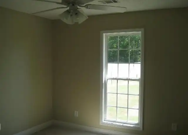 Property at 263 Owens Rd, Fort Mitchell, AL, 36856, 4 beds, 2 baths, [object Object]