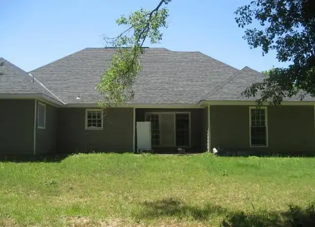 Property at 263 Owens Rd, Fort Mitchell, AL, 36856, 4 beds, 2 baths, [object Object]