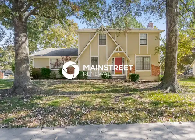 Property at 1139 NE Oak Tree Dr, Lees Summit, MO, 64086, 4 beds, 2 baths, [object Object]