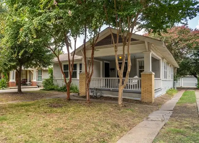 Property at 212 N Waverly Dr, Dallas, TX, 75208, 3 beds, 1 bath, [object Object]