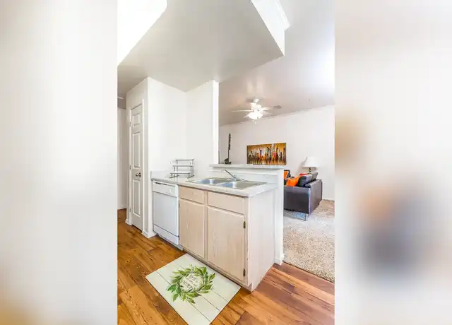 Property at The Condominium at Williams Centre - 5400 E Williams Blvd, Tucson, AZ, 85711, 1-3 bed, 1-2 bath, [object Object]